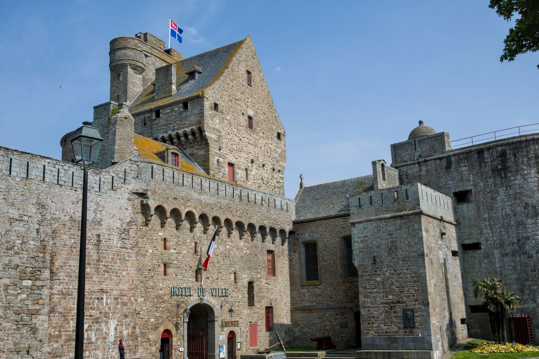 Que faire à Meneham : Guide des activités et découvertes